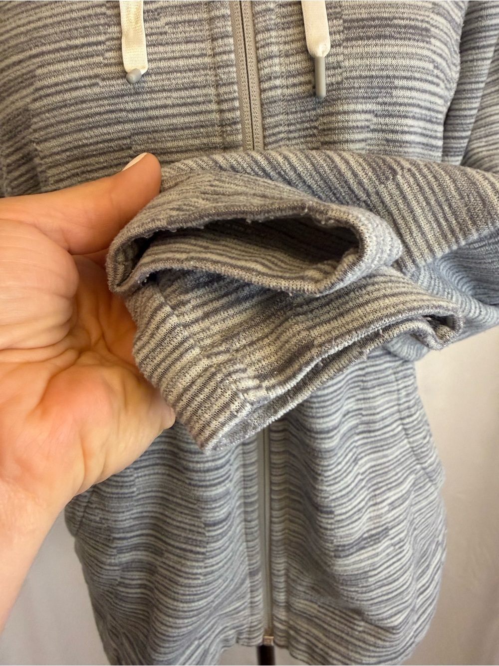 The North Face Mezzaluna Full Zip up Fleece Hoodie Jacket Gray Stria Women M - Picture 7 of 8